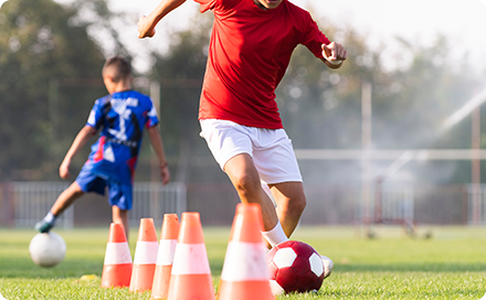 毎月のテーマに沿った成長プログラムでどんどん成長するFC.Arbolサッカースクールの生徒達